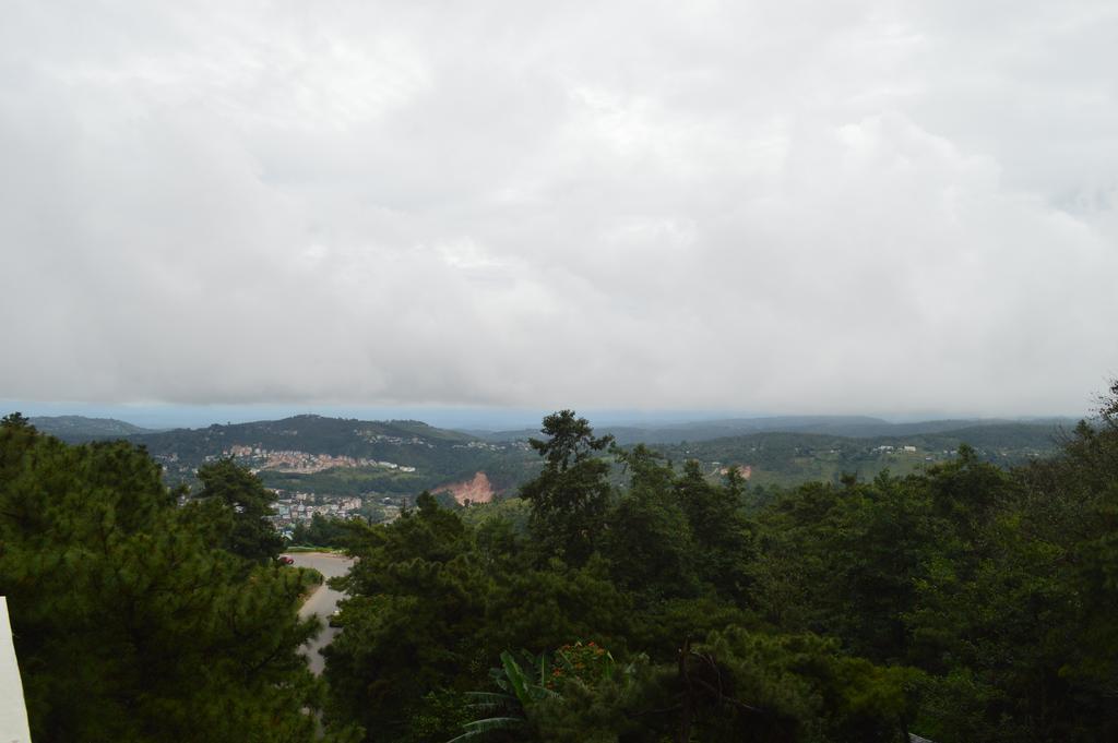 Orange Homestay Shillong Kültér fotó