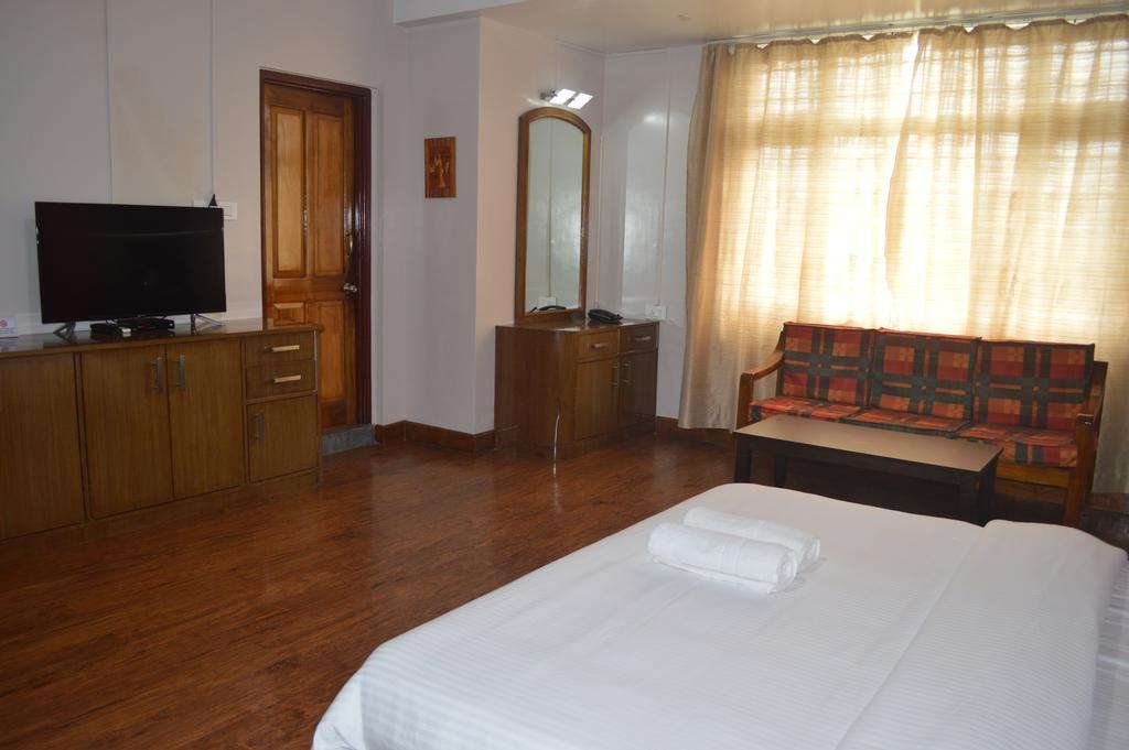 Orange Homestay Shillong Kültér fotó